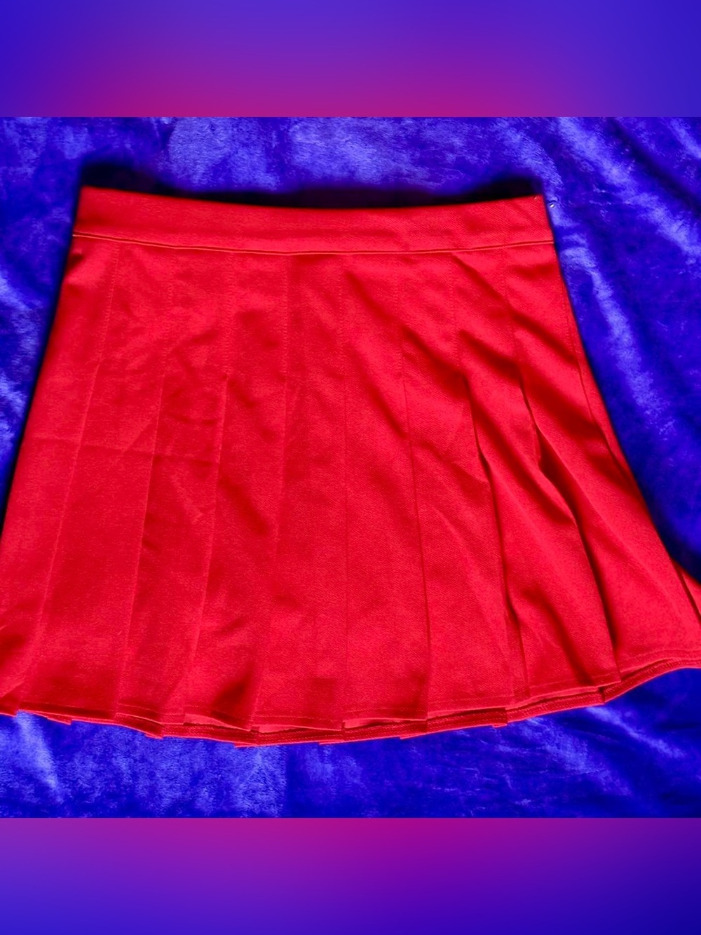 Red Pleated Mini Skirt - Classic Women's Skirt size large 8